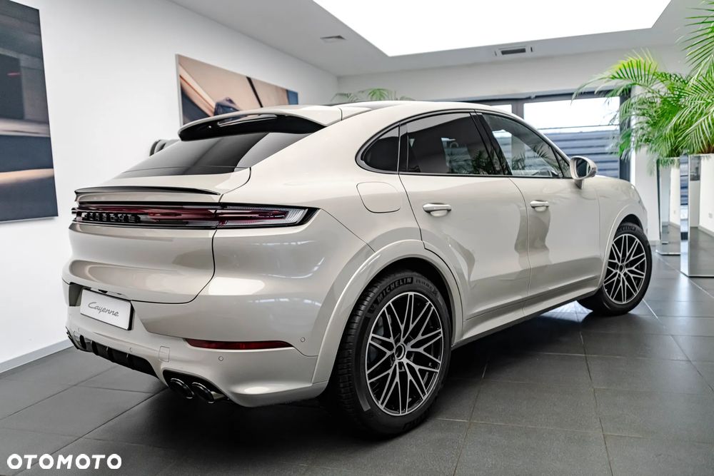 Porsche Cayenne Standard - 28