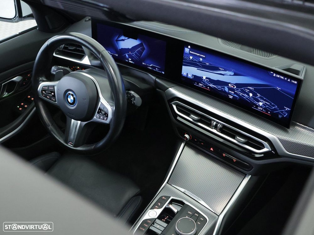 BMW 330 e xDrive Aut. M Sport - 14