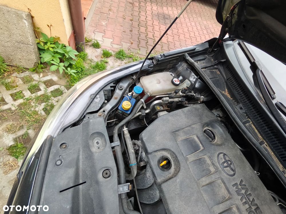 Toyota Avensis 1.8 Active MS - 17