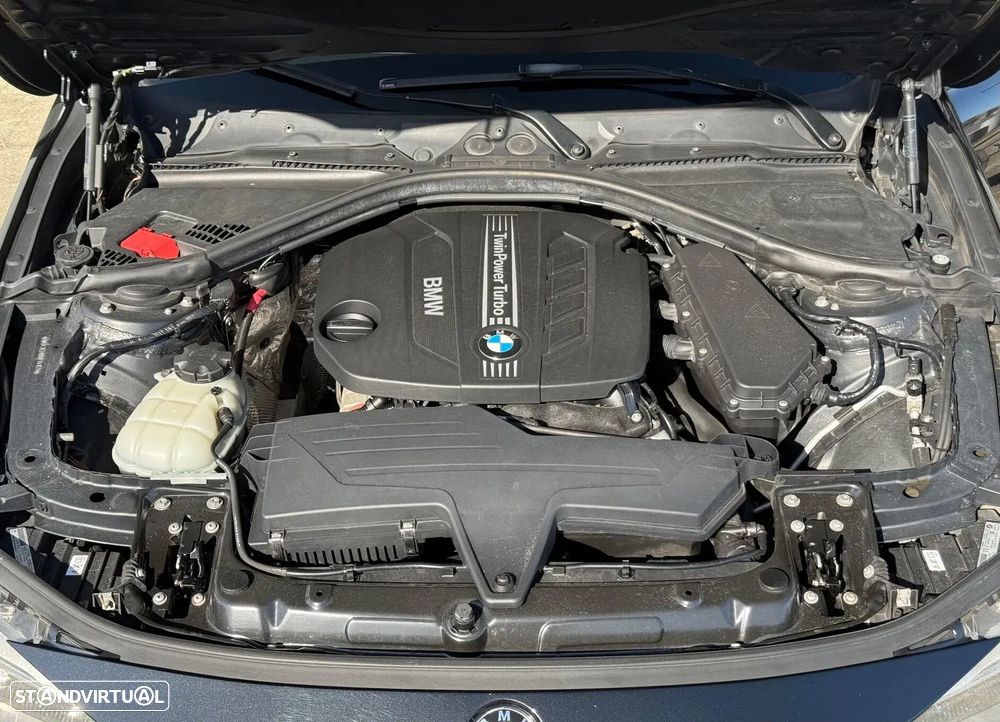 BMW 320 d Pack M - 27