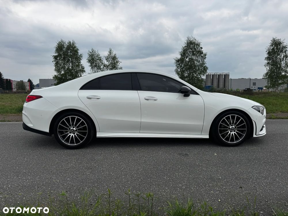 Mercedes-Benz CLA 200 AMG Line 7G-DCT - 2