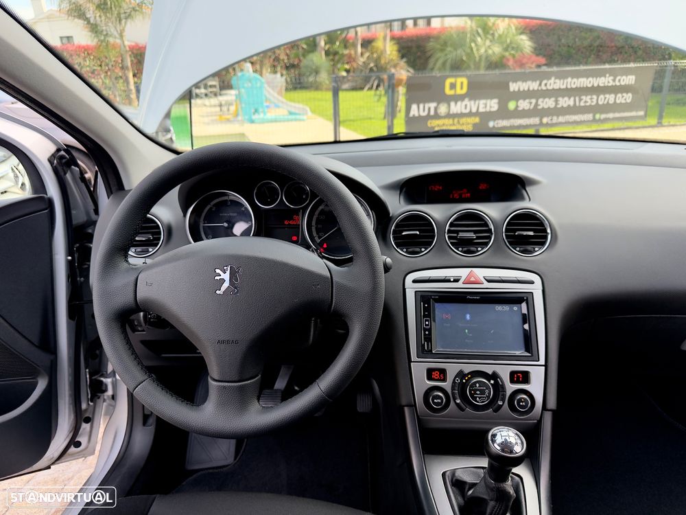 Peugeot 308 1.6 HDi Executive - 48