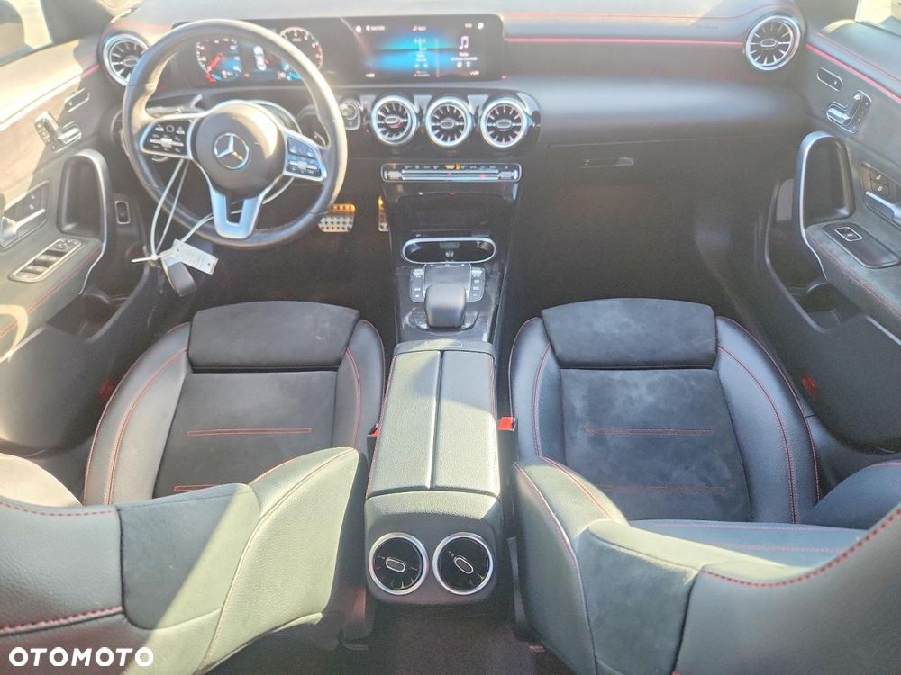 Mercedes-Benz CLA ver-t5-awd-inscription - 7