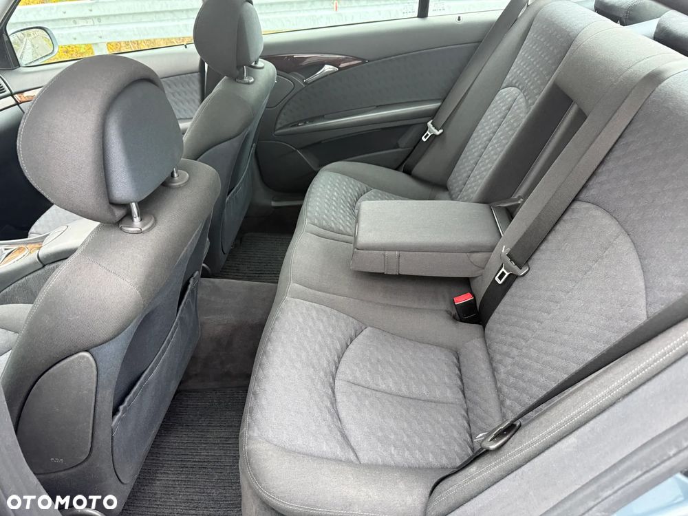 Mercedes-Benz Klasa E 200 Kompressor Elegance - 16