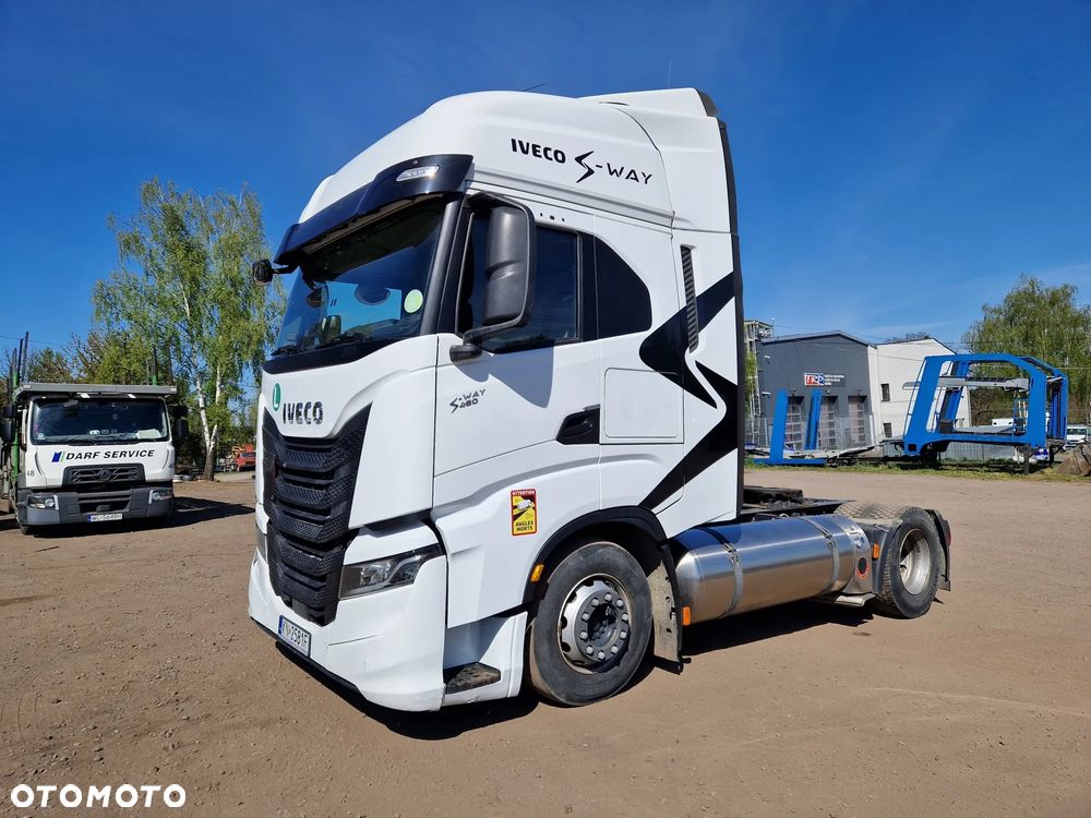 Iveco S-Way 460 LNG - 1