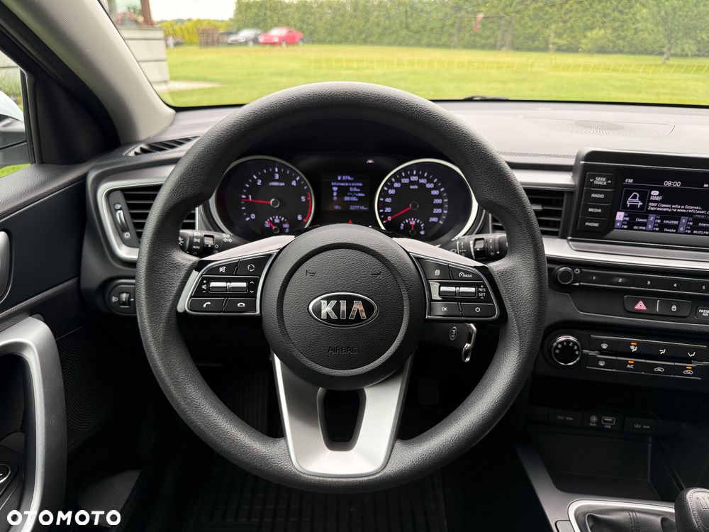 Kia Ceed - 29