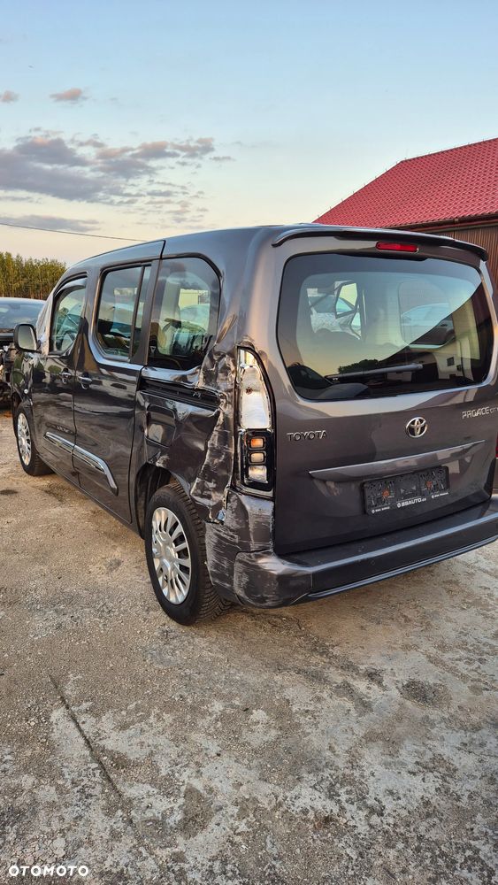 Toyota Proace City 1.2 D-4T Long 2,3t Active (bryg.) - 8