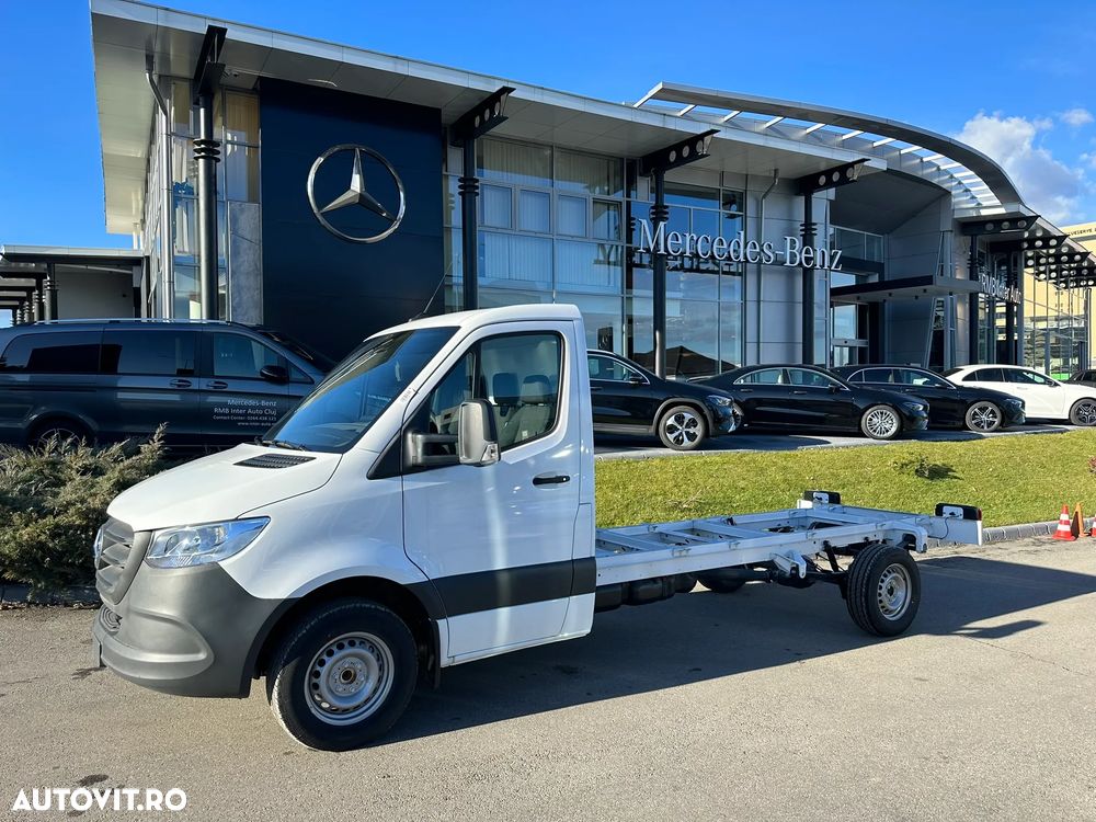 Mercedes-Benz Sprinter 317 CDI 170CP L2H2 RWD 6MT Pro - 3