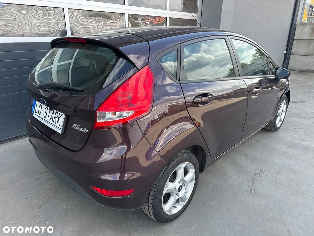 Ford Fiesta 1.25 Ambiente - 1