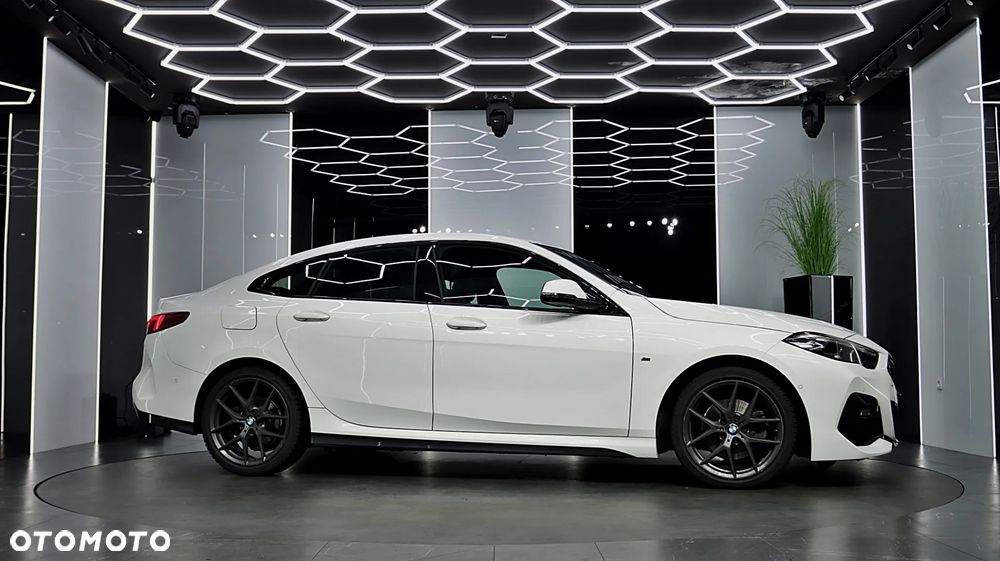 BMW Seria 2 218i Gran Coupe M Sport - 13