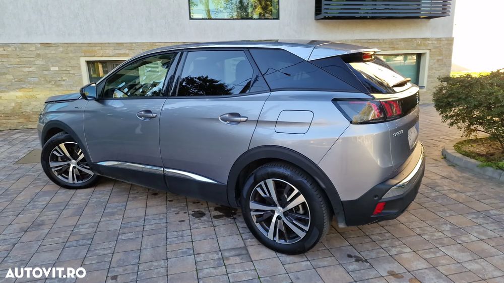 Peugeot 3008 PHEV 300 EAT8 4X4 Allure Pack - 6