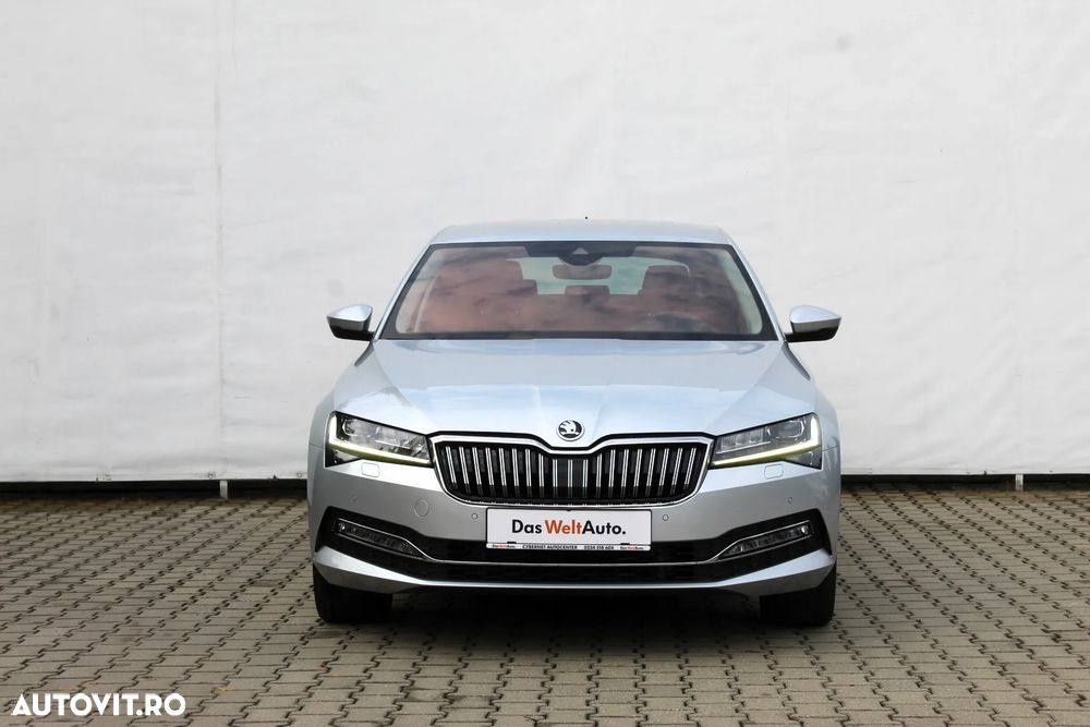 Skoda Superb 2.0 TDI DSG Style - 9
