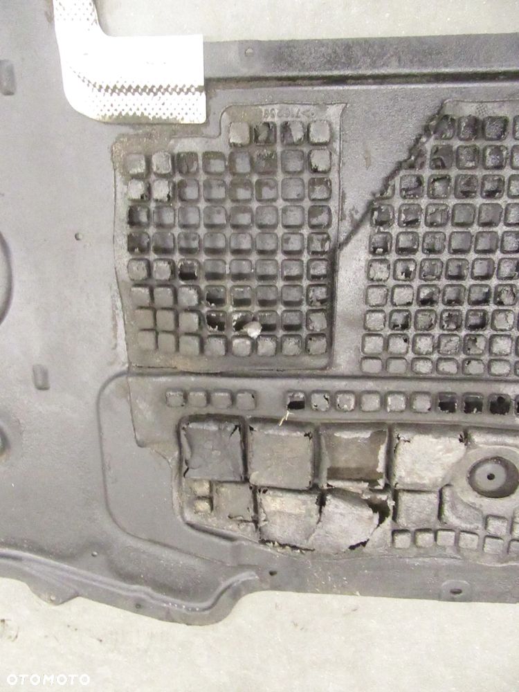 Osłona pod silnik BMW 5 e60 e61 2.0 2.5 3.0 m54 m47n m57n - 6