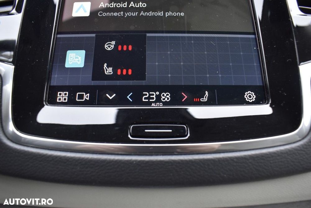Volvo XC 90 - 21