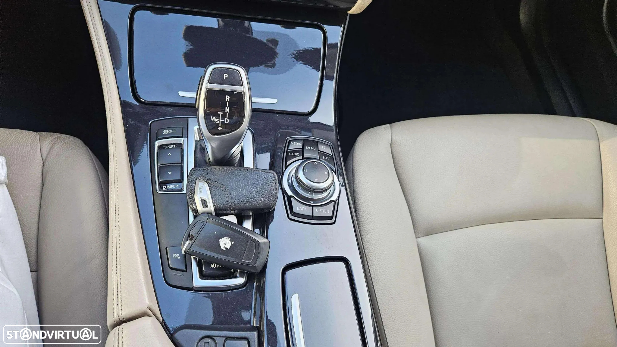 BMW 525 d Exclusive Auto 126g - 24