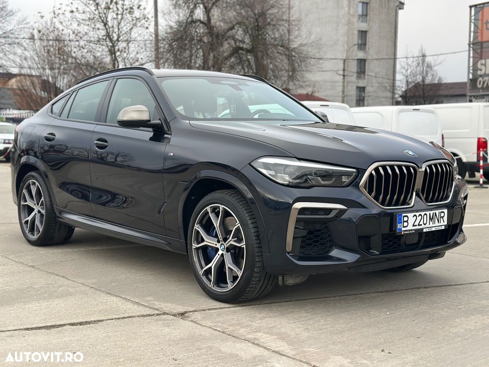 BMW X6 M M50i - 1