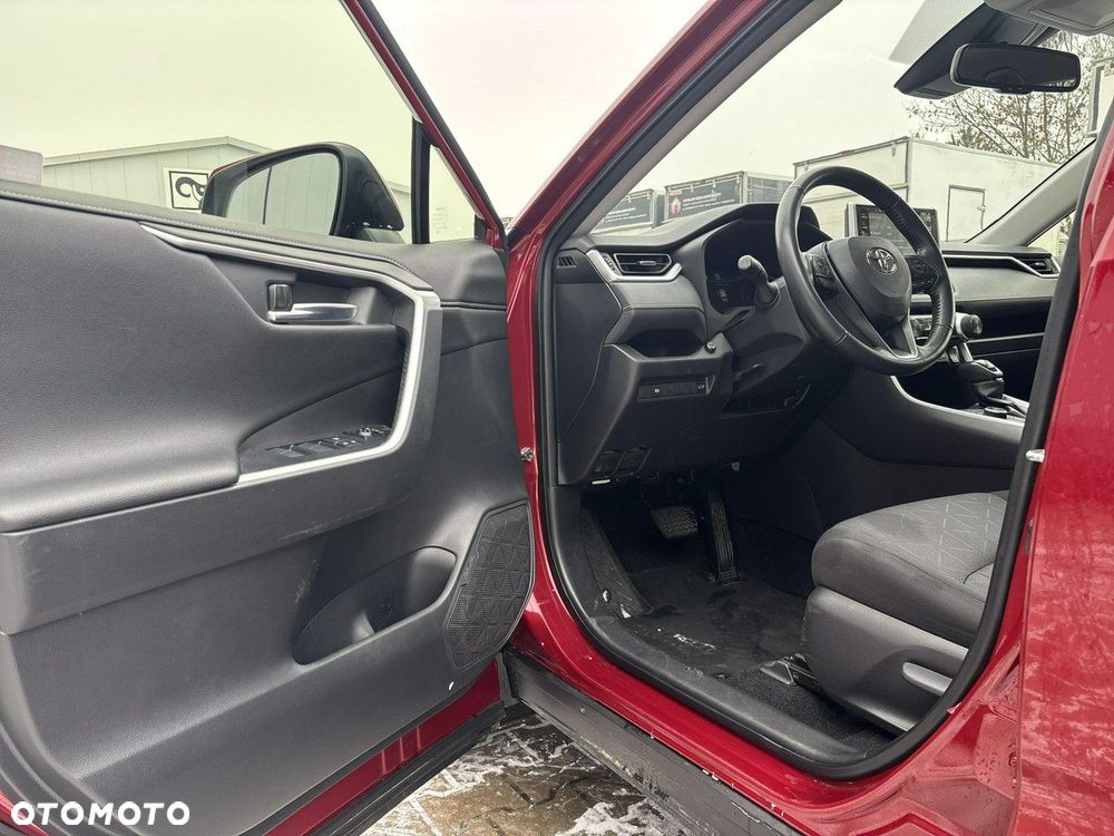 Toyota RAV4 - 10