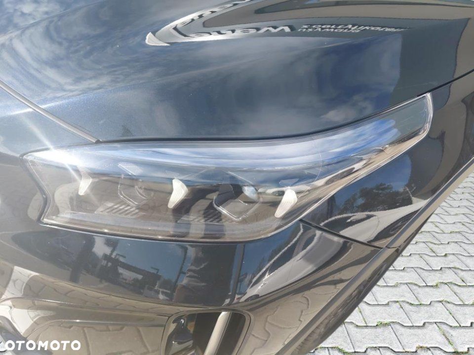 Kia XCeed - 10