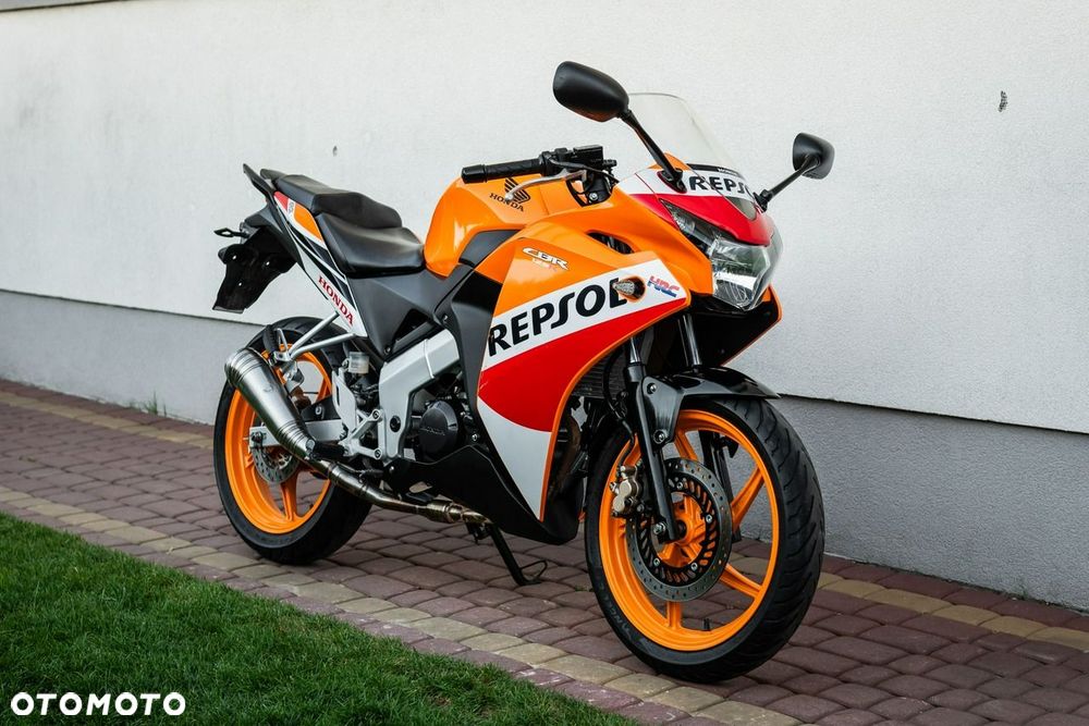 Honda CBR - 1