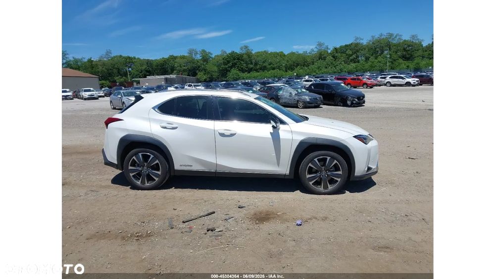 Lexus UX 200 GPF F Sport Design+ 2WD - 4