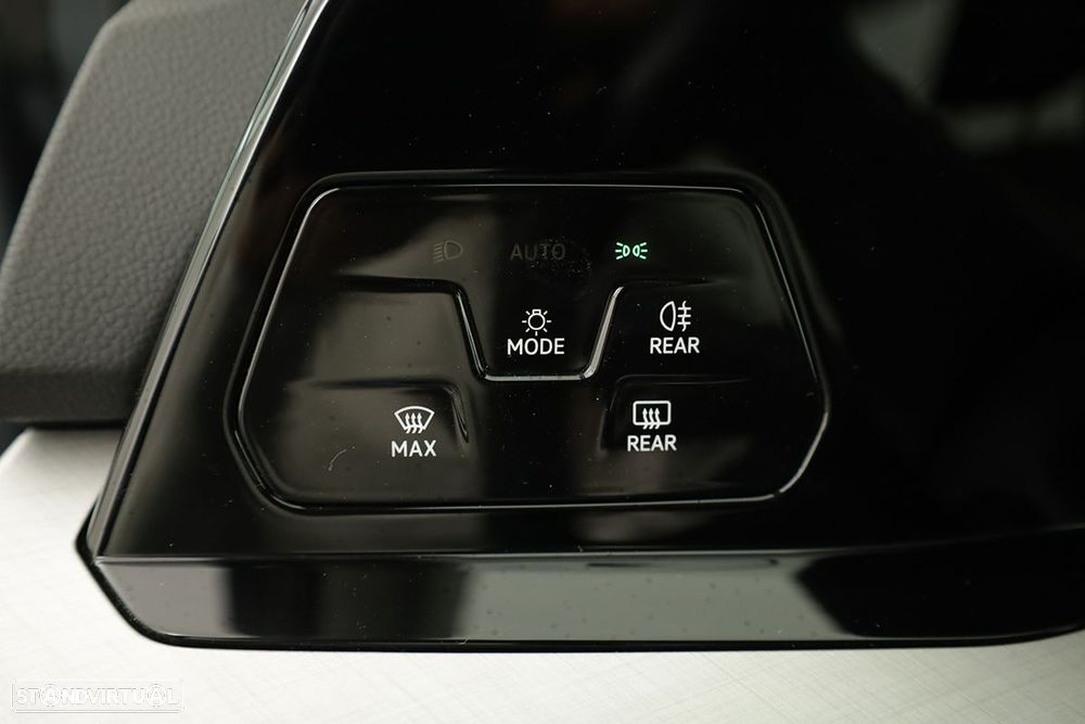 VW Golf 1.0 TSI Life - 17