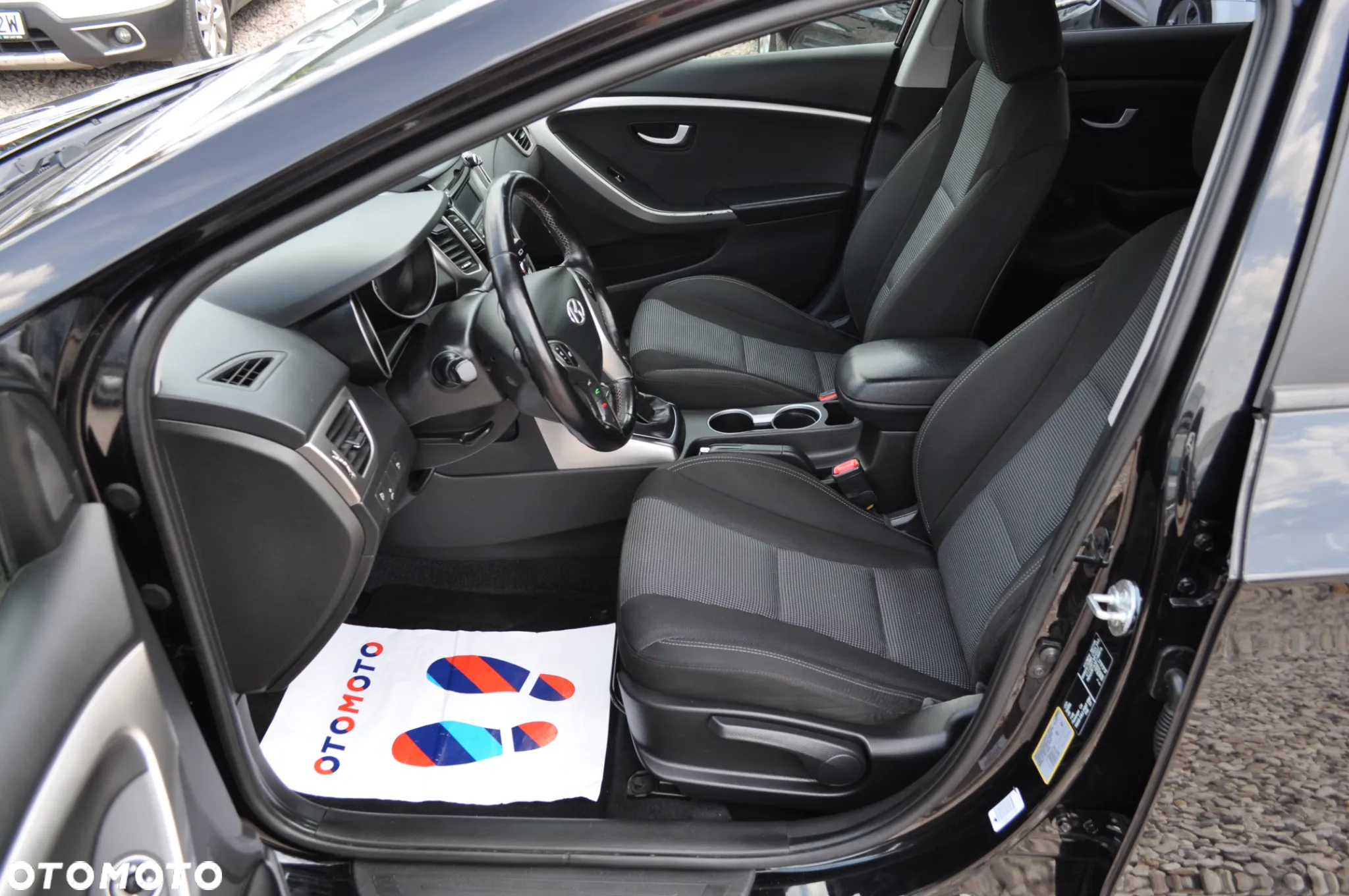 Hyundai i30 1.4 Fifa World Cup Edition - 13