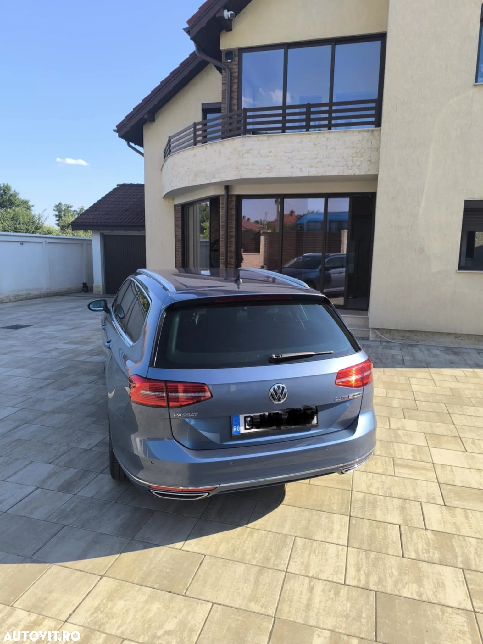 Volkswagen Passat Variant 2.0 BiTDI 4Mot DSG Highline - 3