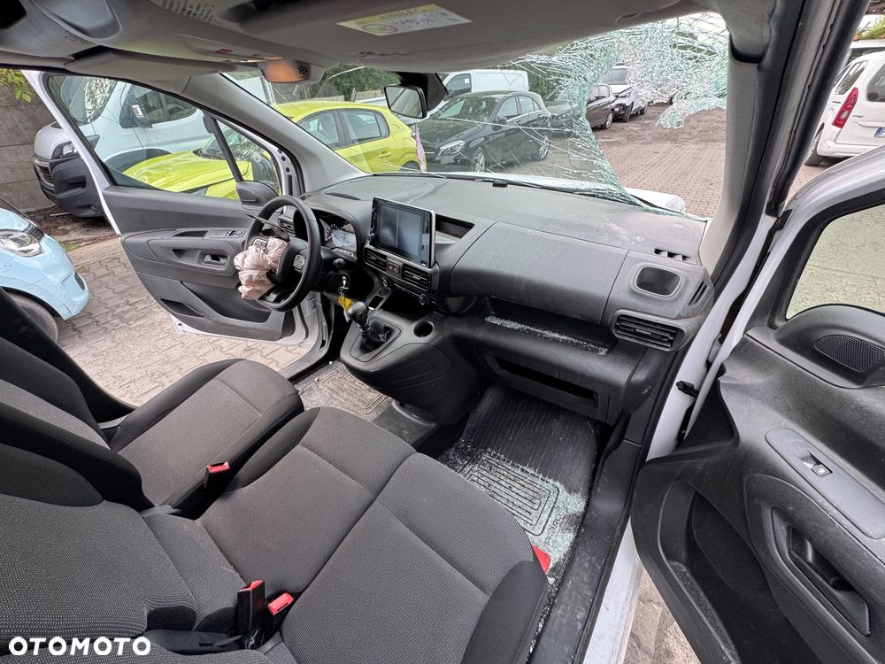 Toyota PROACE CITY ASYSTENT PASA RUCHU, KAMERA COFANIA, KLIMATYZACJA NAWIGACJA TEMPOMAT - 5