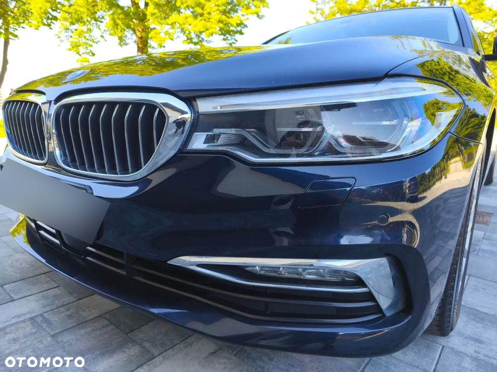 BMW Seria 5 525d Touring Luxury Line - 4