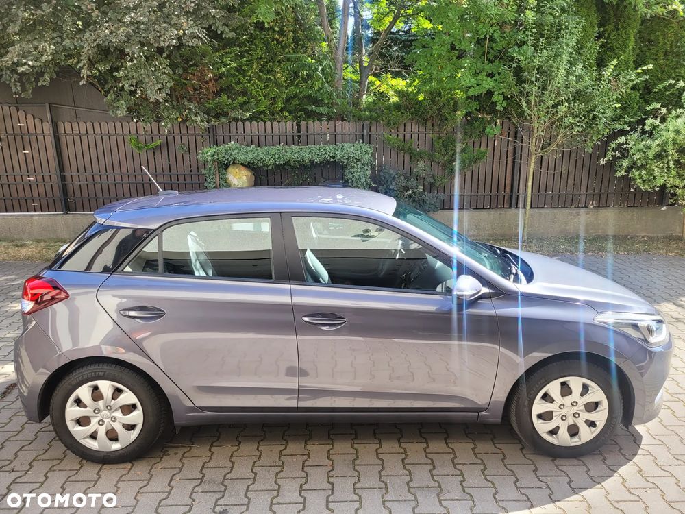 Hyundai i20 1.4 Intro Edition - 2