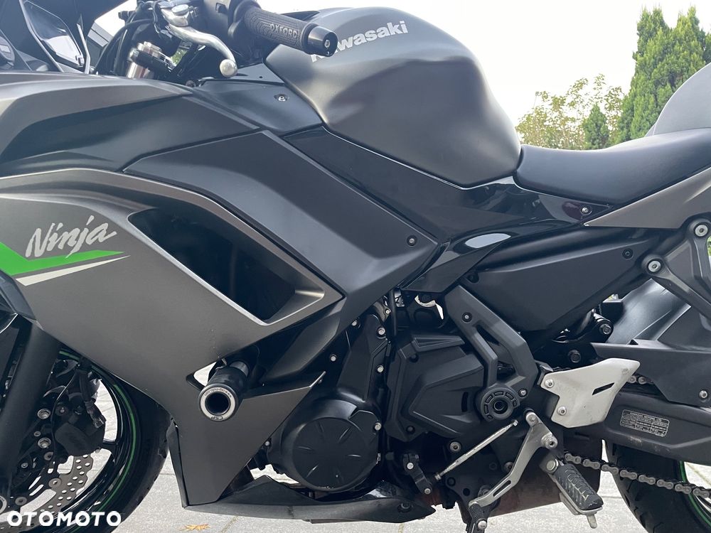 Kawasaki Ninja - 12