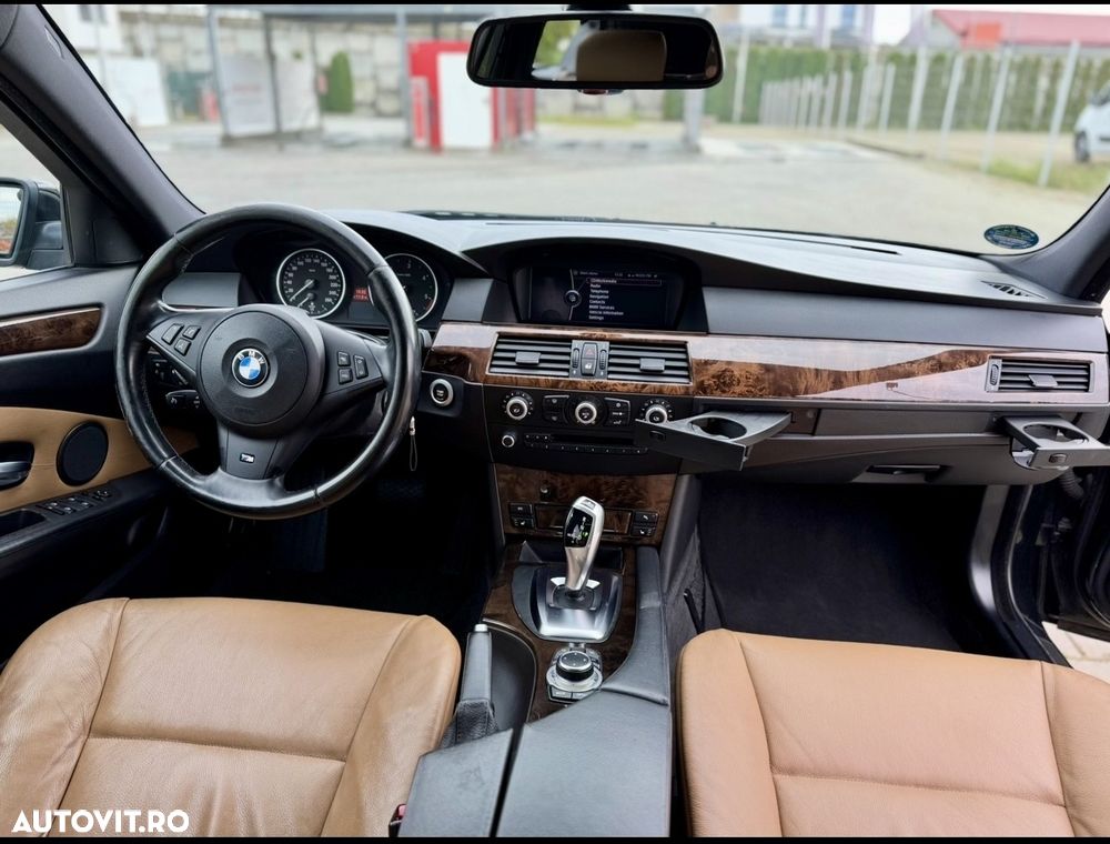 BMW Seria 5 520d Aut. - 12