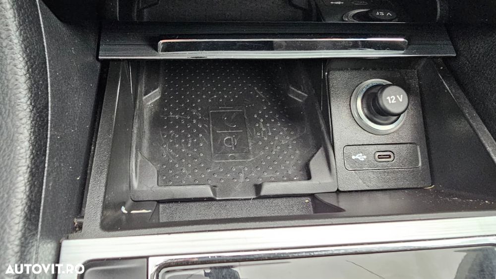 Skoda Superb 2.0 TDI DSG Premium Edition - 21