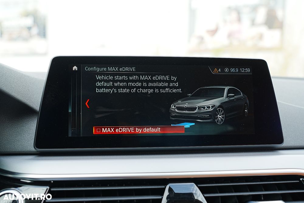 BMW Seria 5 530e xDrive AT PHEV - 40