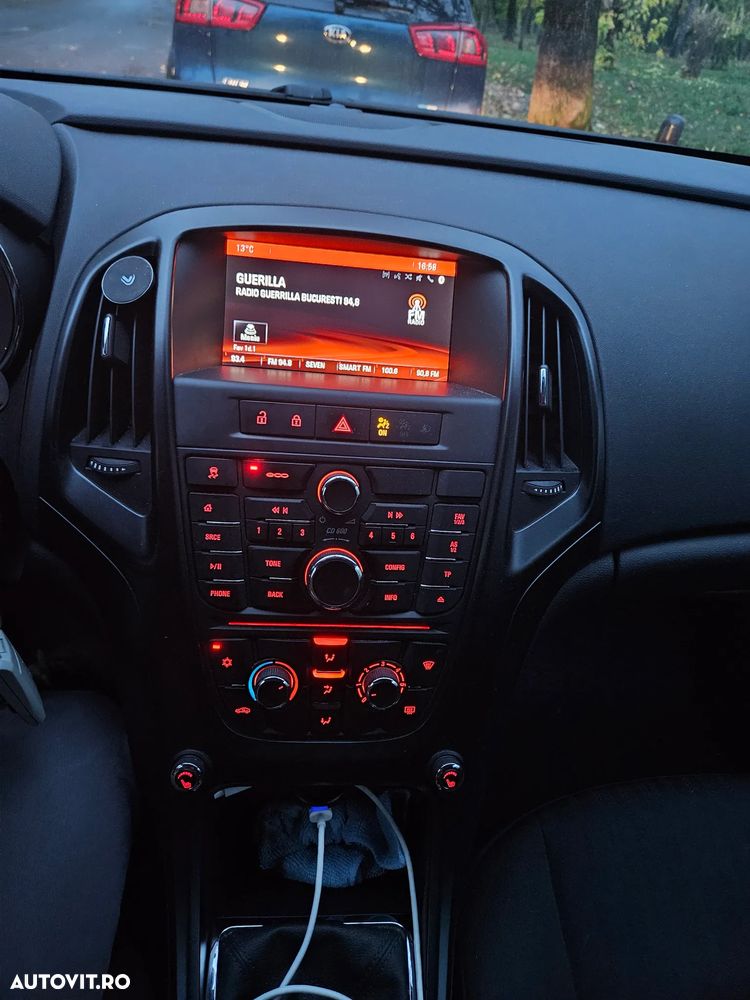 Opel Astra 1.6 CDTI ECOTEC Start/Stop Enjoy - 8
