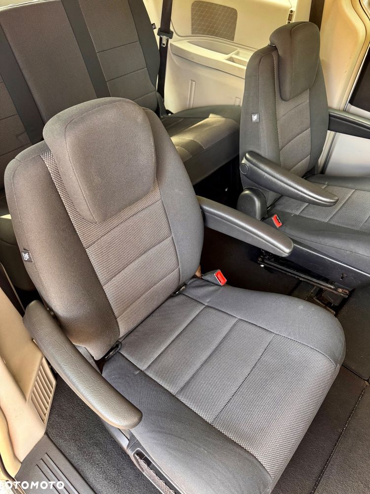 Chrysler Grand Voyager 2.8 CRD Automatik LX - 24