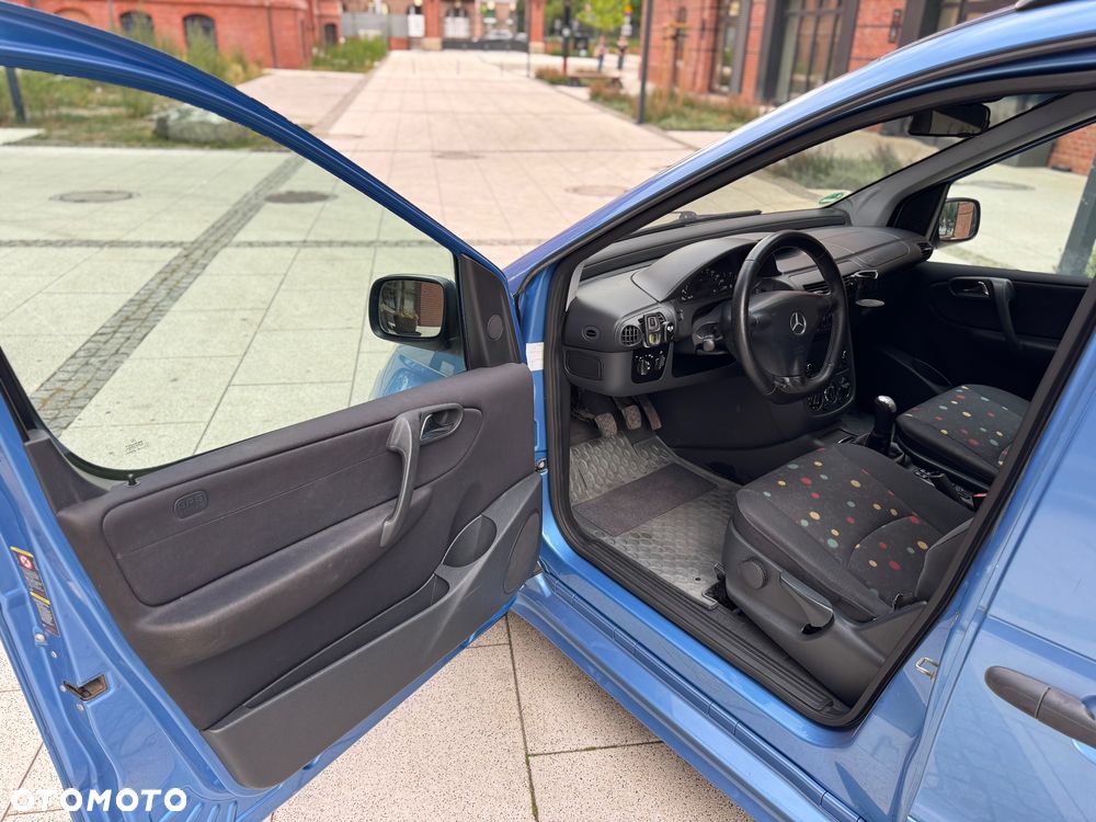Mercedes-Benz Vaneo 1.6 Family Plus - 10