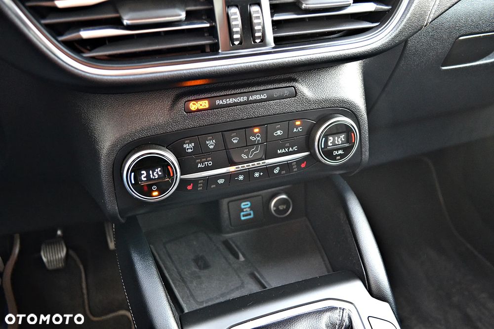 Ford Kuga 2.0 EcoBlue Hybrid VIGNALE - 33