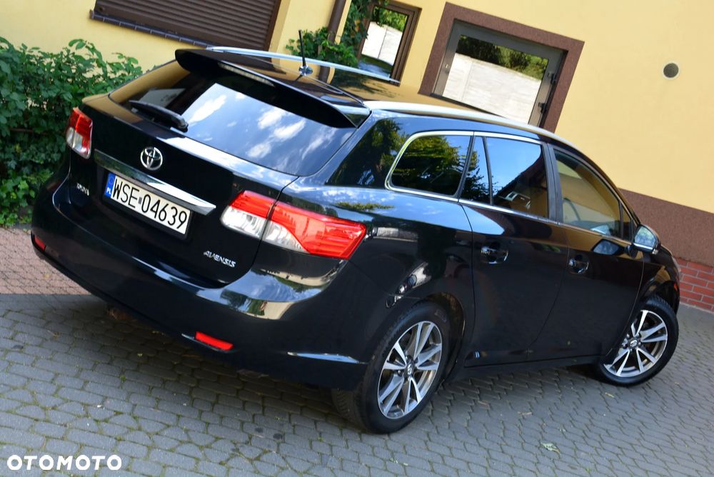 Toyota Avensis Touring Sports 1.8 Business Edition - 4