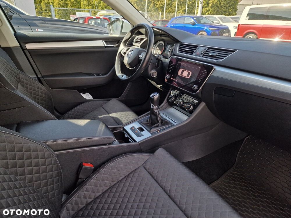 Skoda Superb 1.5 TSI Ambition - 14