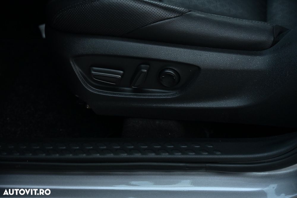 Toyota C-HR 2.0 HSD 184 CP 4x2 CVT Special Edition - 13