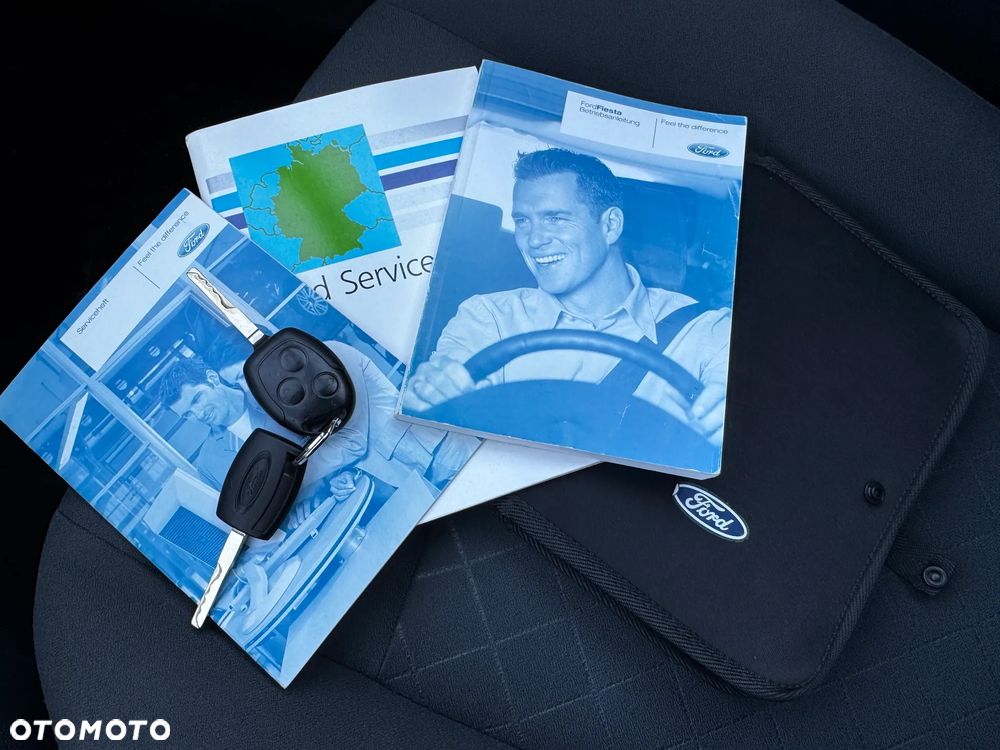 Ford Fiesta 1.25 Champions Edition - 40