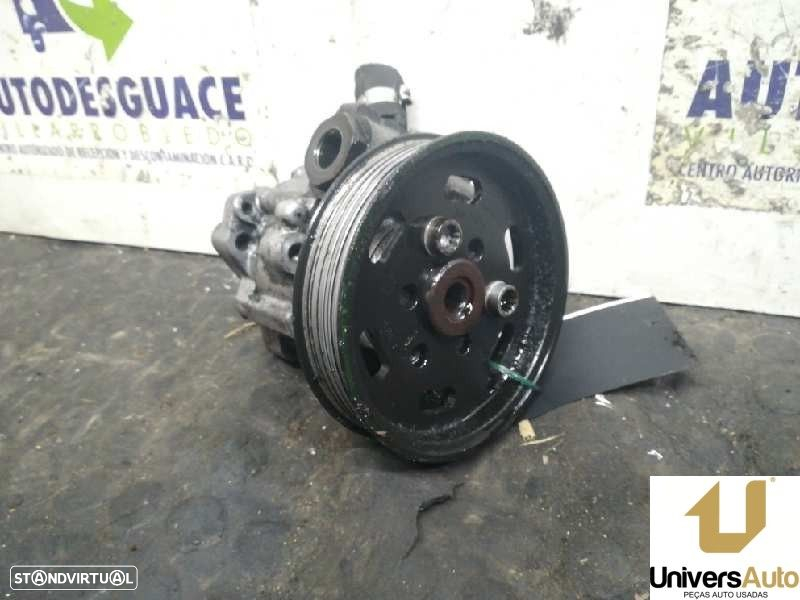 BOMBA SERVODIREÇÃO AUDI A4 AVANT 2007 -8E0145155N - 3