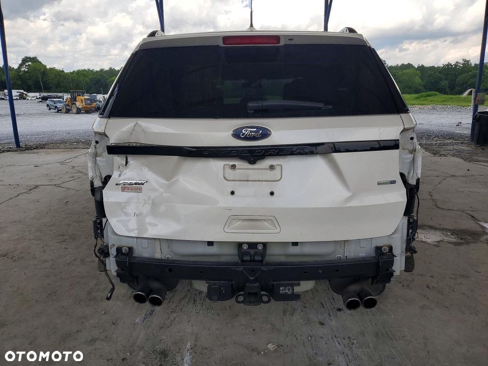 Ford Explorer - 5