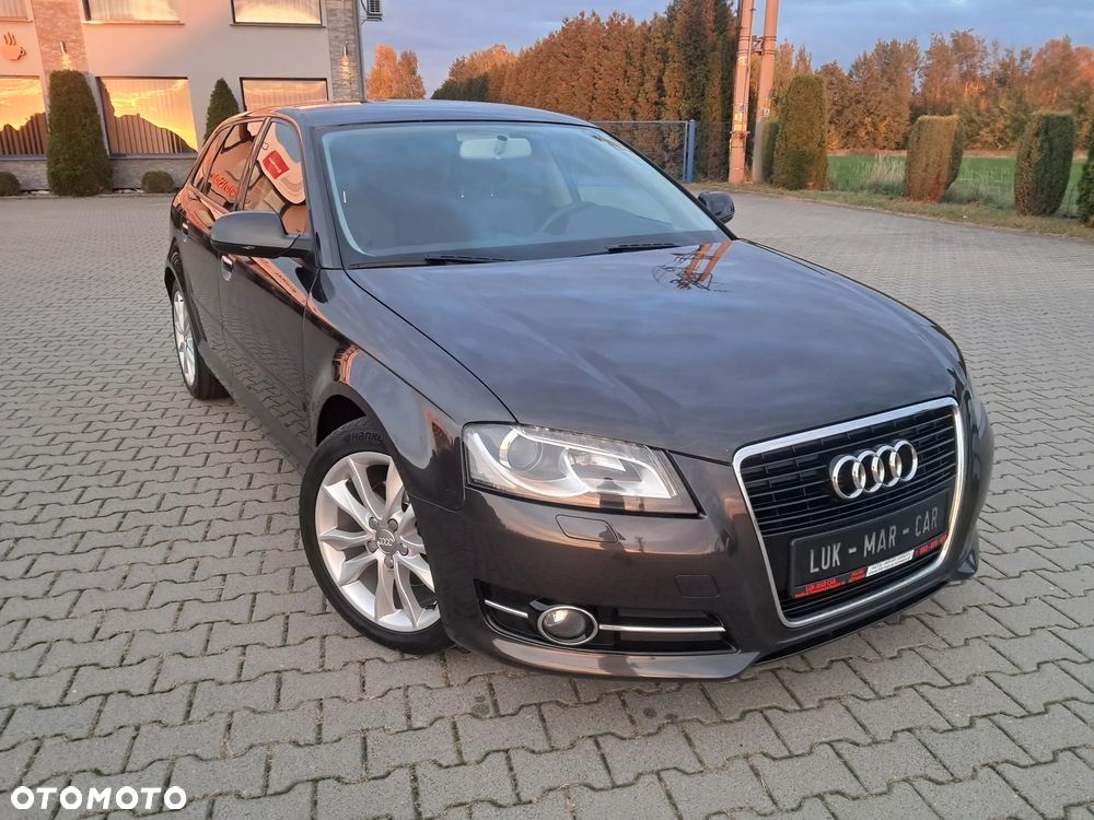 Audi A3 Sportback - 8