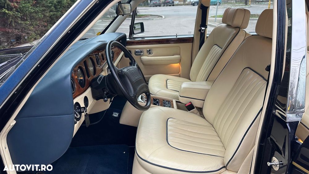 Rolls-Royce Silver Spur - 6