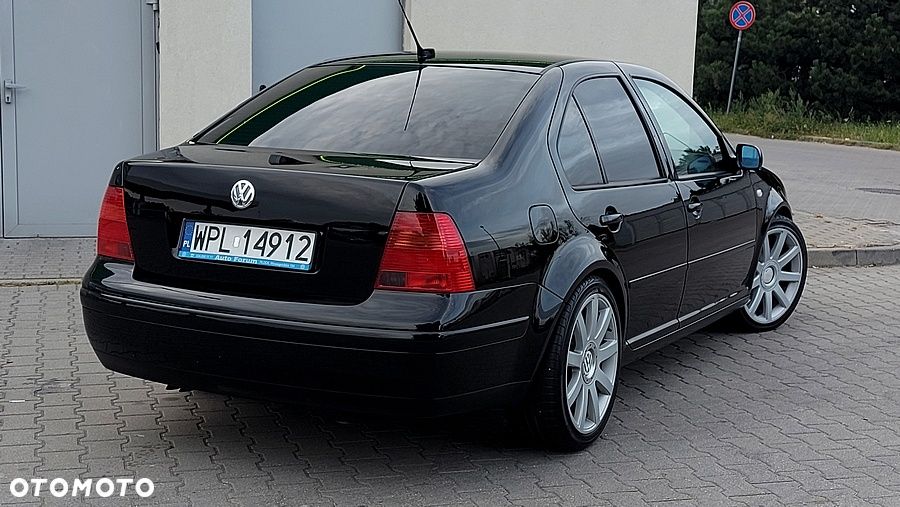 Volkswagen Bora 2.3 V5 Highline - 6