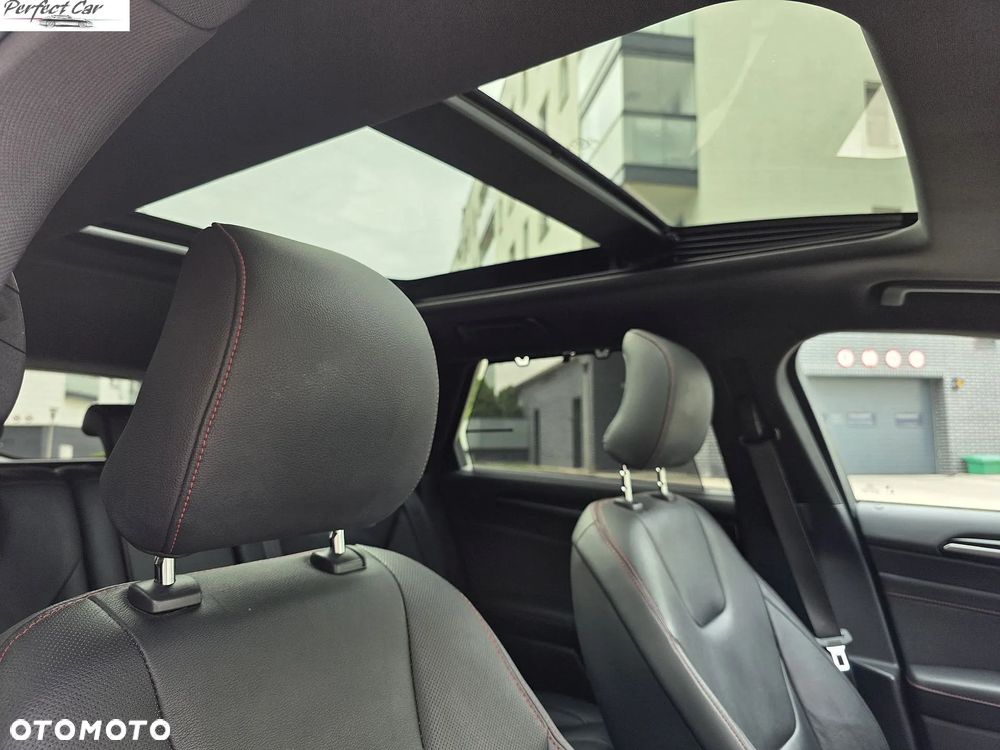 Ford Mondeo SW 2.0 Hybrid ST-Line X - 12