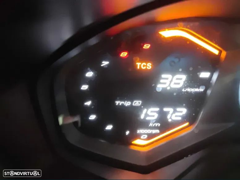 Kymco AK Premium - 5