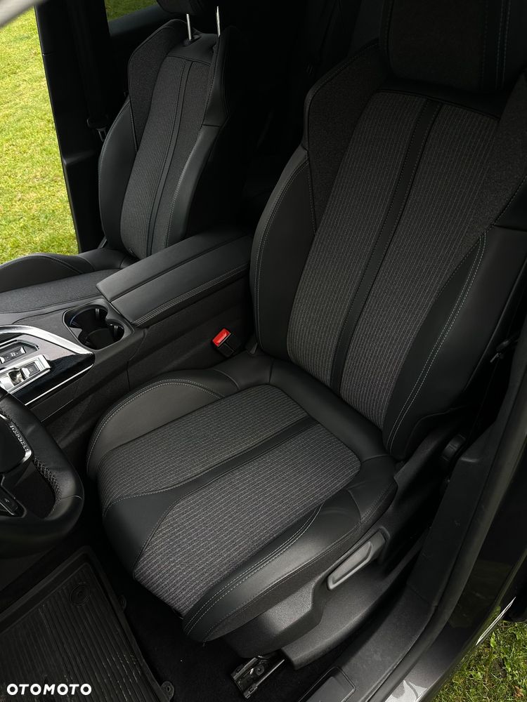Peugeot 3008 1.2 PureTech Allure Pack S&S EAT8 - 7
